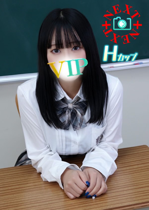 琉美那（２２歳）